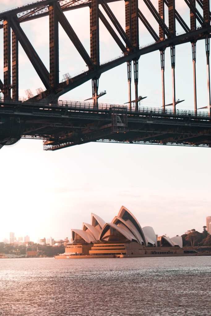 architecture-2562026_1280